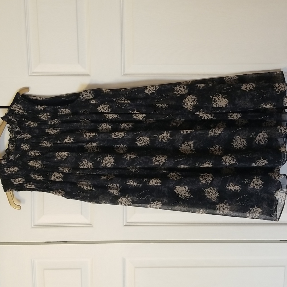 Joie dress, size medium